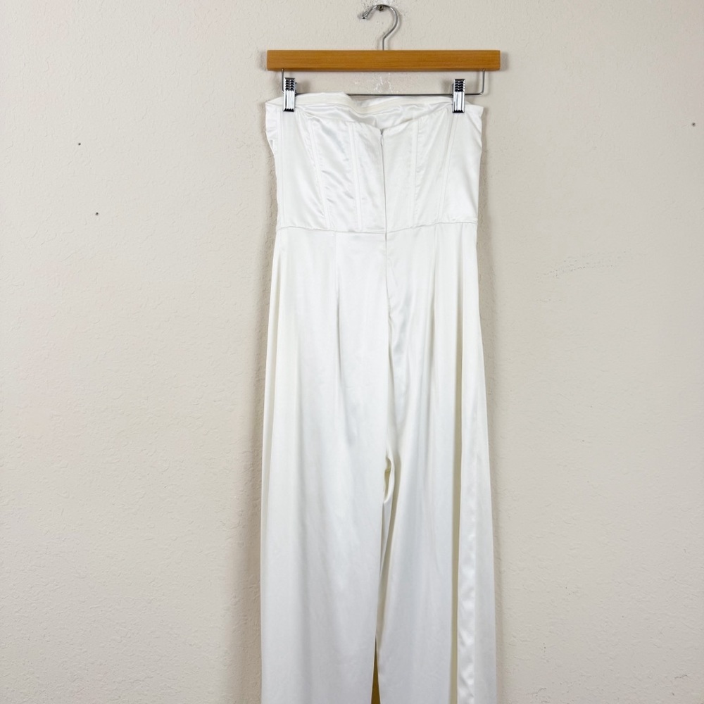 Strapless Wide-Leg White Jumpsuit - Picture 4 of 7